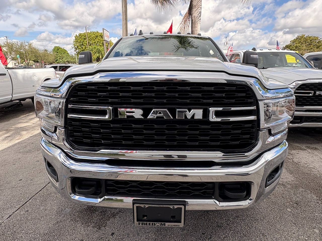 RAM 3500 Big Horn Crew Cab LWB 4WD DRW 2024