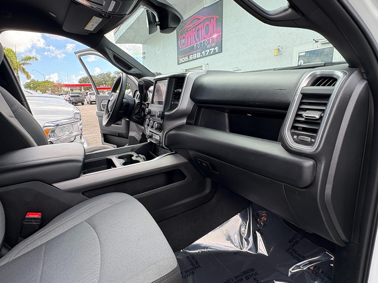 RAM 3500 Big Horn Crew Cab LWB 4WD DRW 2024