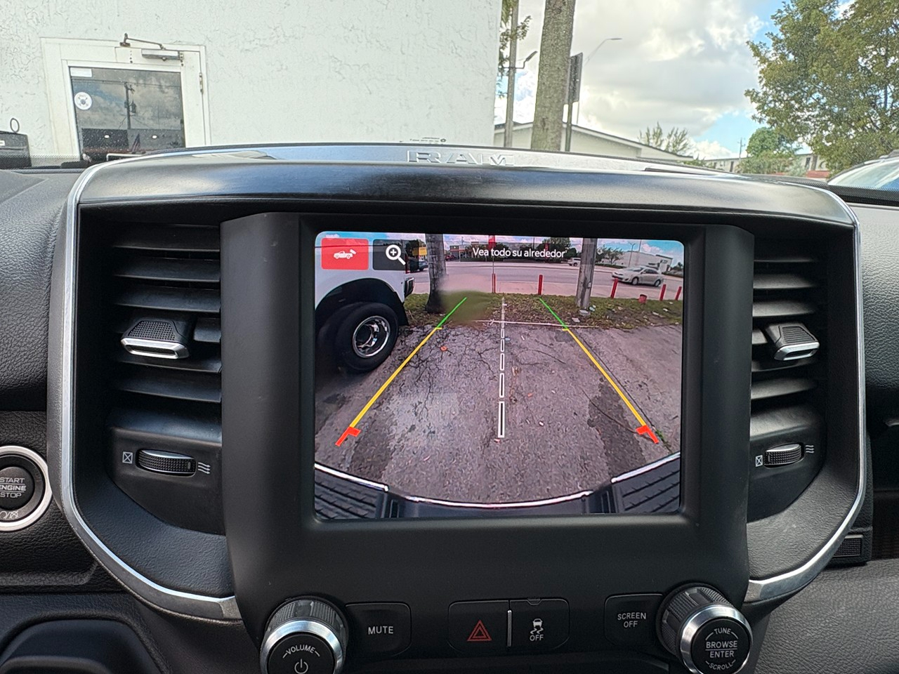 RAM 3500 Big Horn Crew Cab LWB 4WD DRW 2024