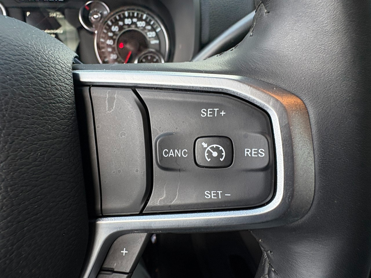 RAM 3500 Big Horn Crew Cab LWB 4WD DRW 2024