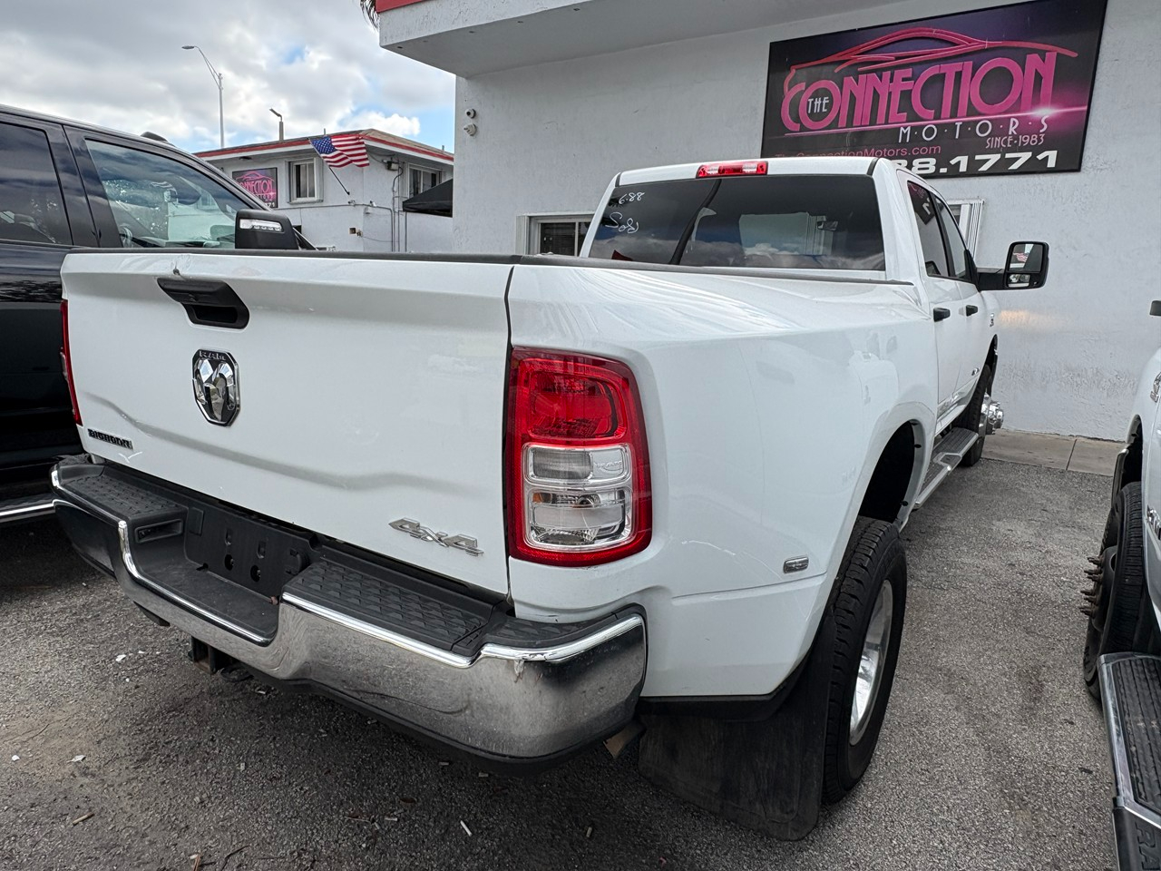 RAM 3500 Big Horn Crew Cab LWB 4WD DRW 2024