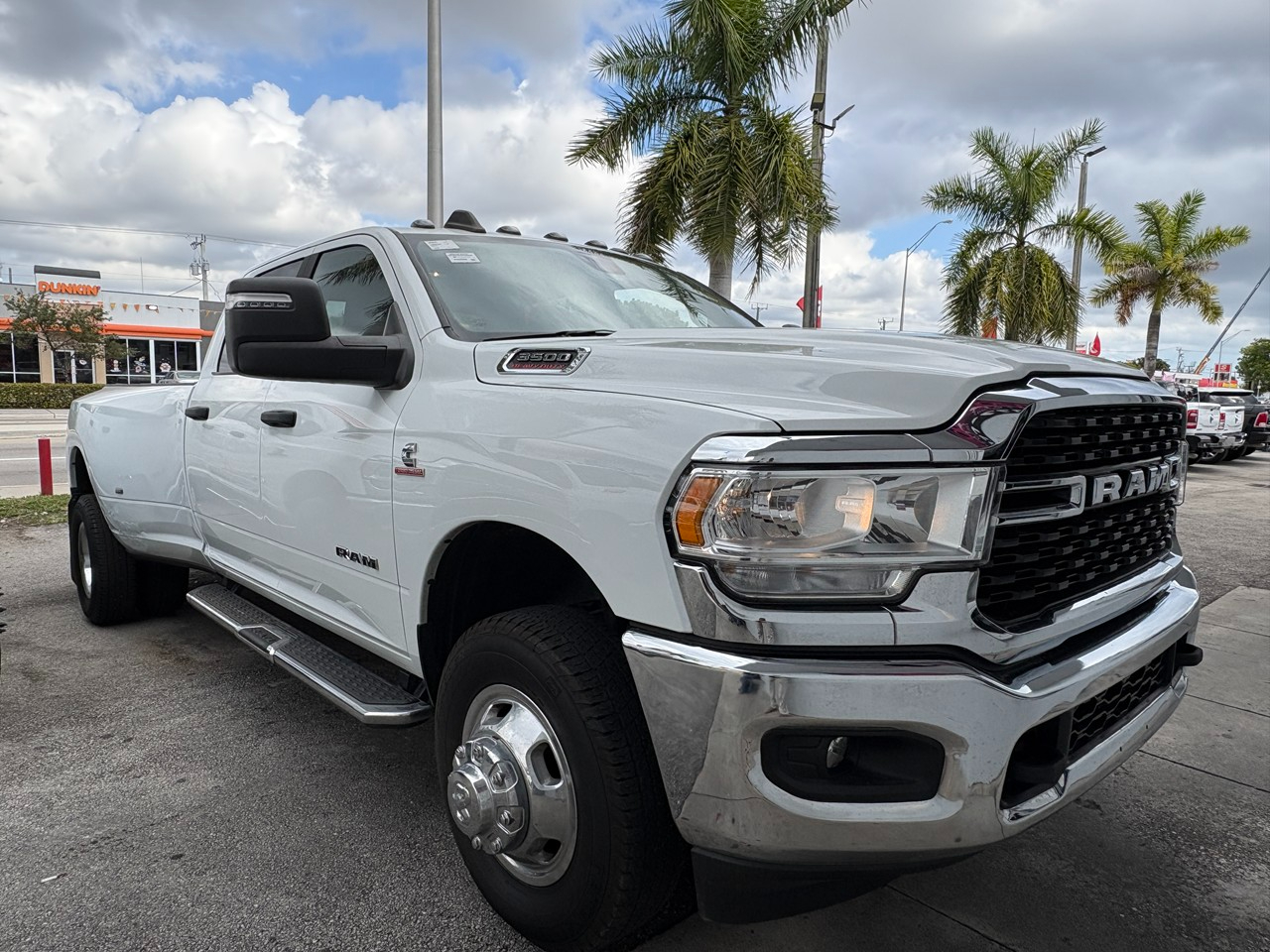RAM 3500 Big Horn Crew Cab LWB 4WD DRW 2024