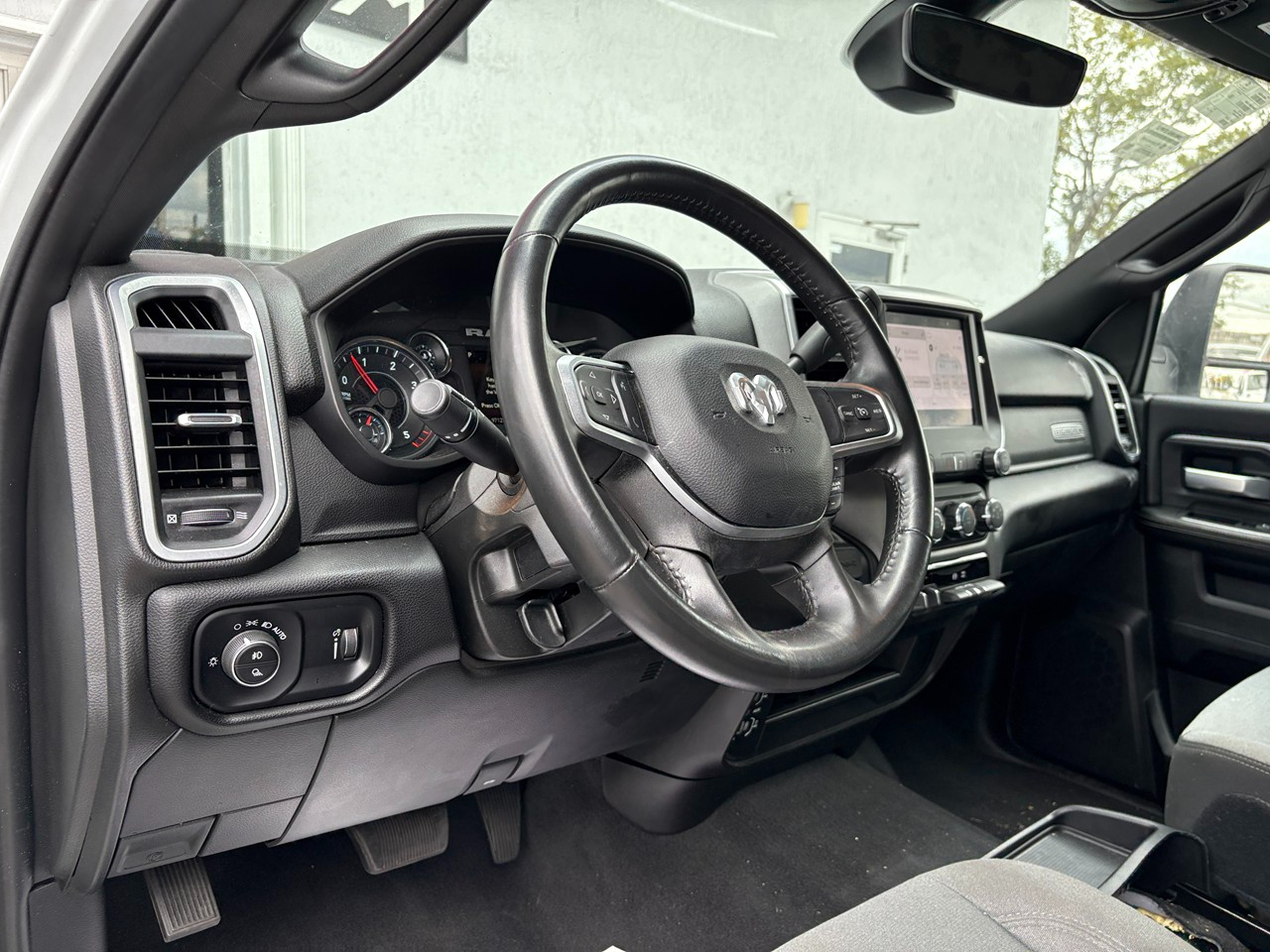 RAM 3500 Big Horn Crew Cab LWB 4WD DRW 2024