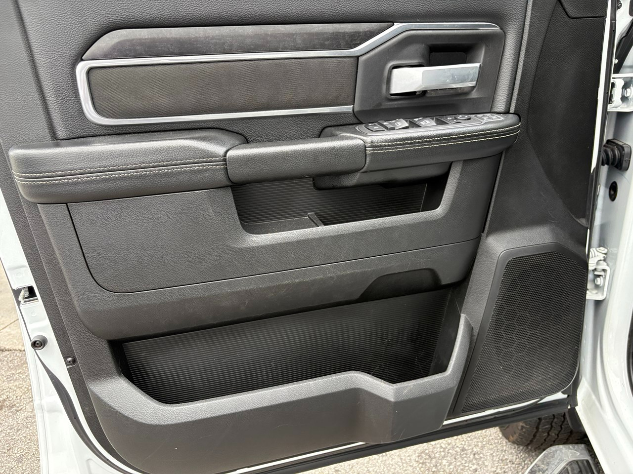 RAM 3500 Big Horn Crew Cab LWB 4WD DRW 2024