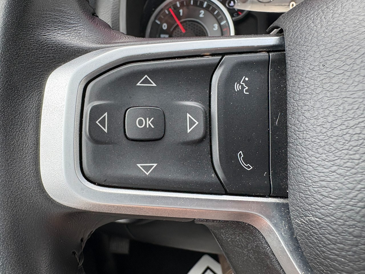 RAM 3500 Big Horn Crew Cab LWB 4WD DRW 2024