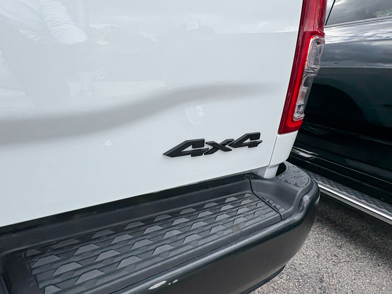 RAM 3500 Tradesman Crew Cab 4WD DRW 2023