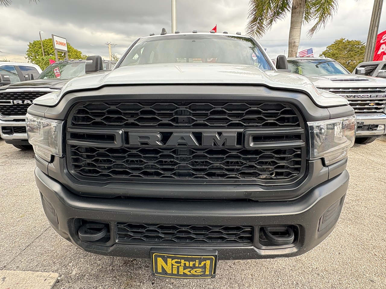 RAM 3500 Tradesman Crew Cab 4WD DRW 2023