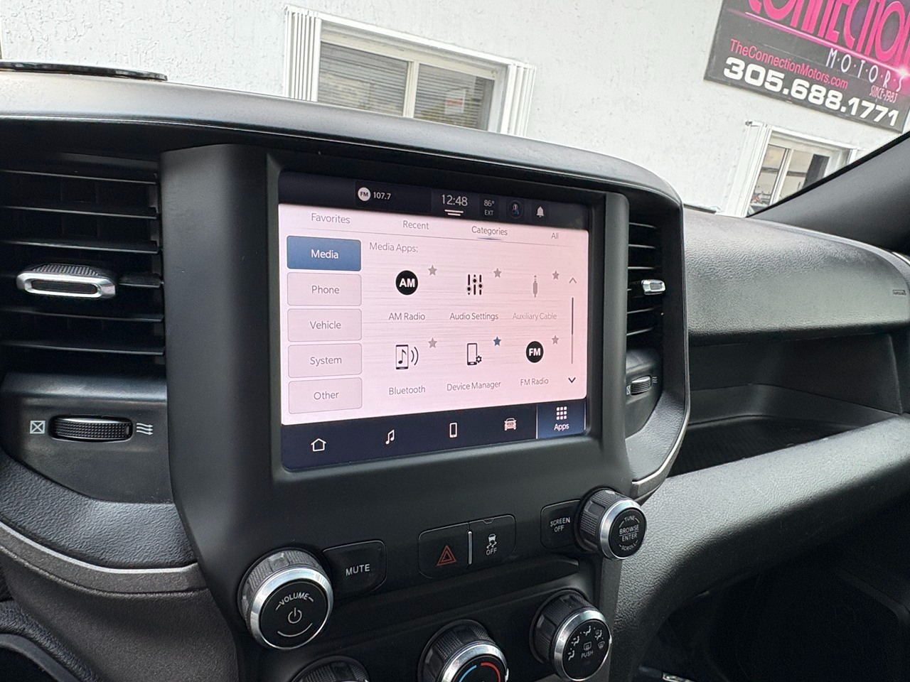 RAM 3500 Tradesman Crew Cab 4WD DRW 2023