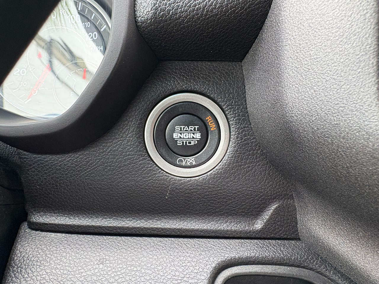 RAM 3500 Tradesman Crew Cab 4WD DRW 2023