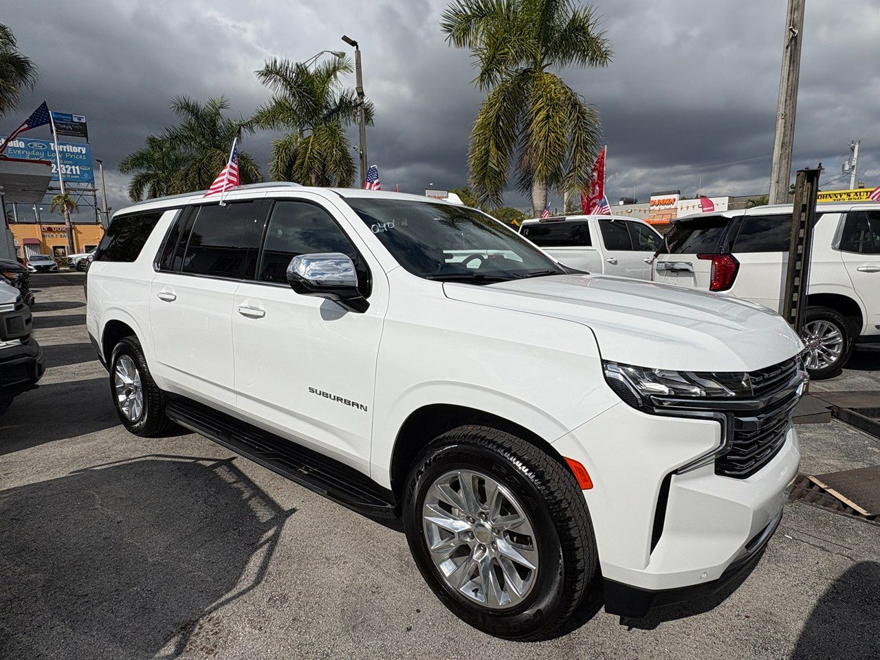 Chevrolet Suburban Premier 2023