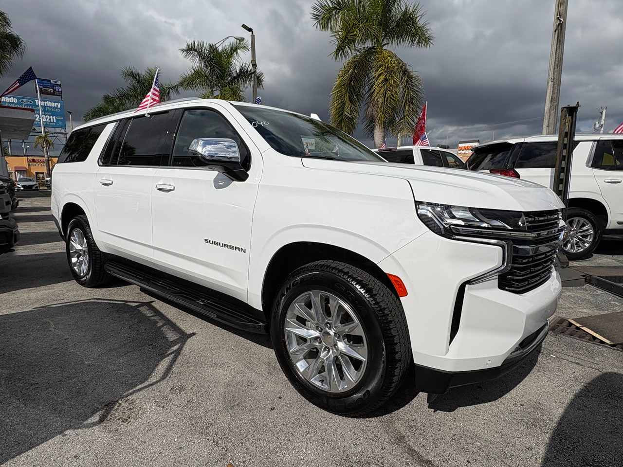 Chevrolet Suburban Premier 2023