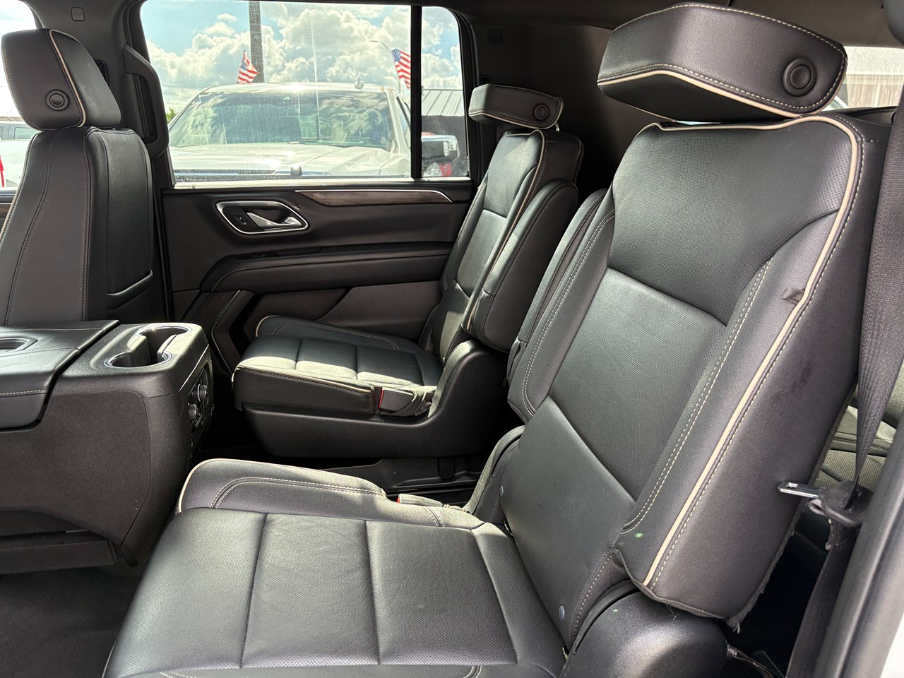 Chevrolet Suburban Premier 2023