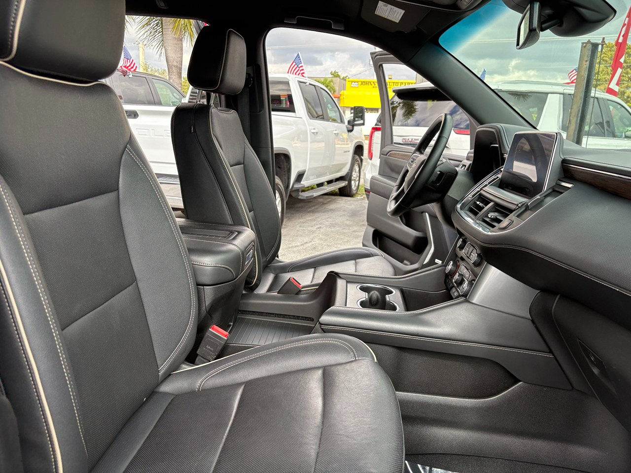 Chevrolet Suburban Premier 2023