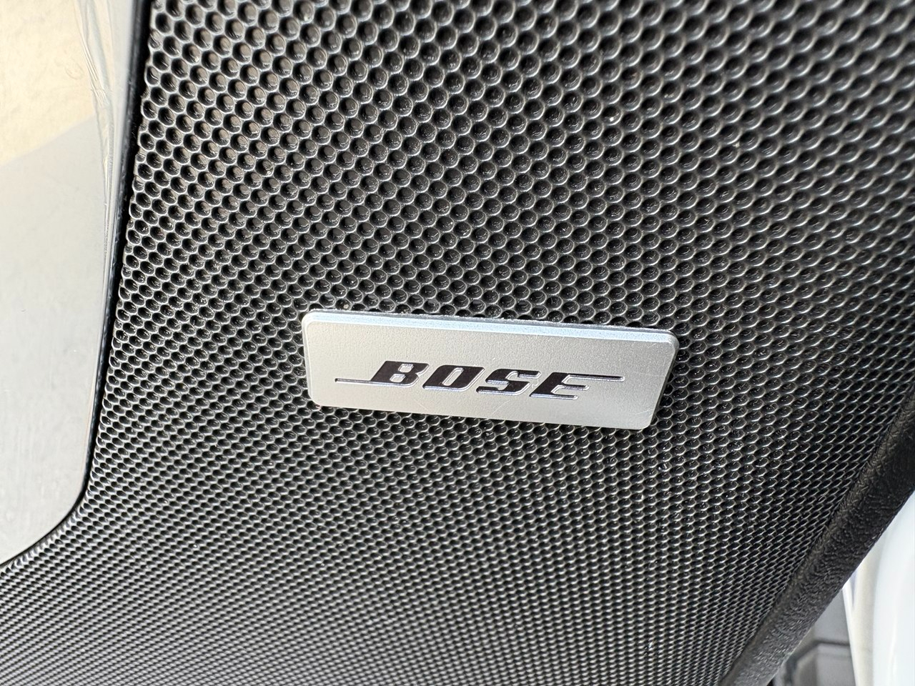 Chevrolet Suburban Premier 2023