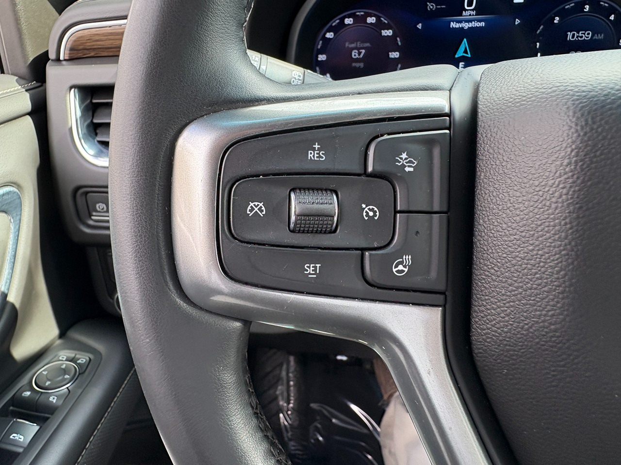 Chevrolet Suburban Premier 2023