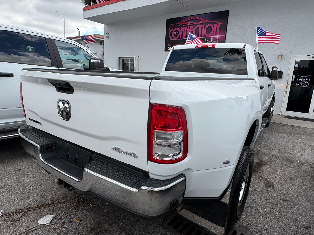 RAM 3500 Big Horn Crew Cab LWB 4WD DRW 2024