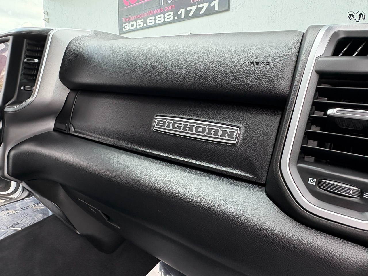 RAM 3500 Big Horn Crew Cab LWB 4WD DRW 2024