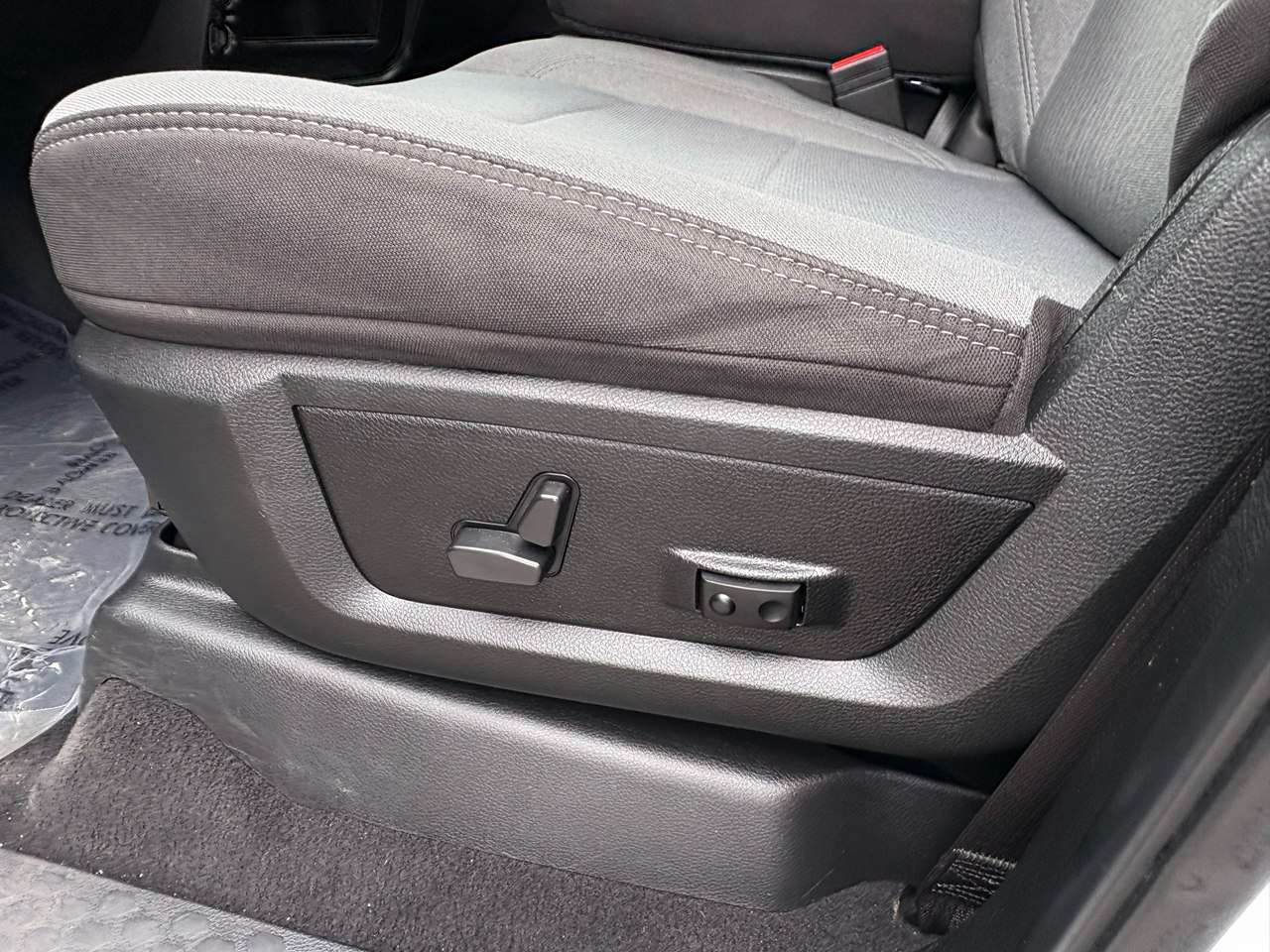 RAM 3500 Big Horn Crew Cab LWB 4WD DRW 2024