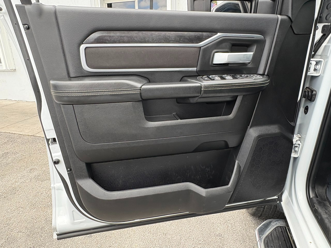 RAM 3500 Big Horn Crew Cab LWB 4WD DRW 2024