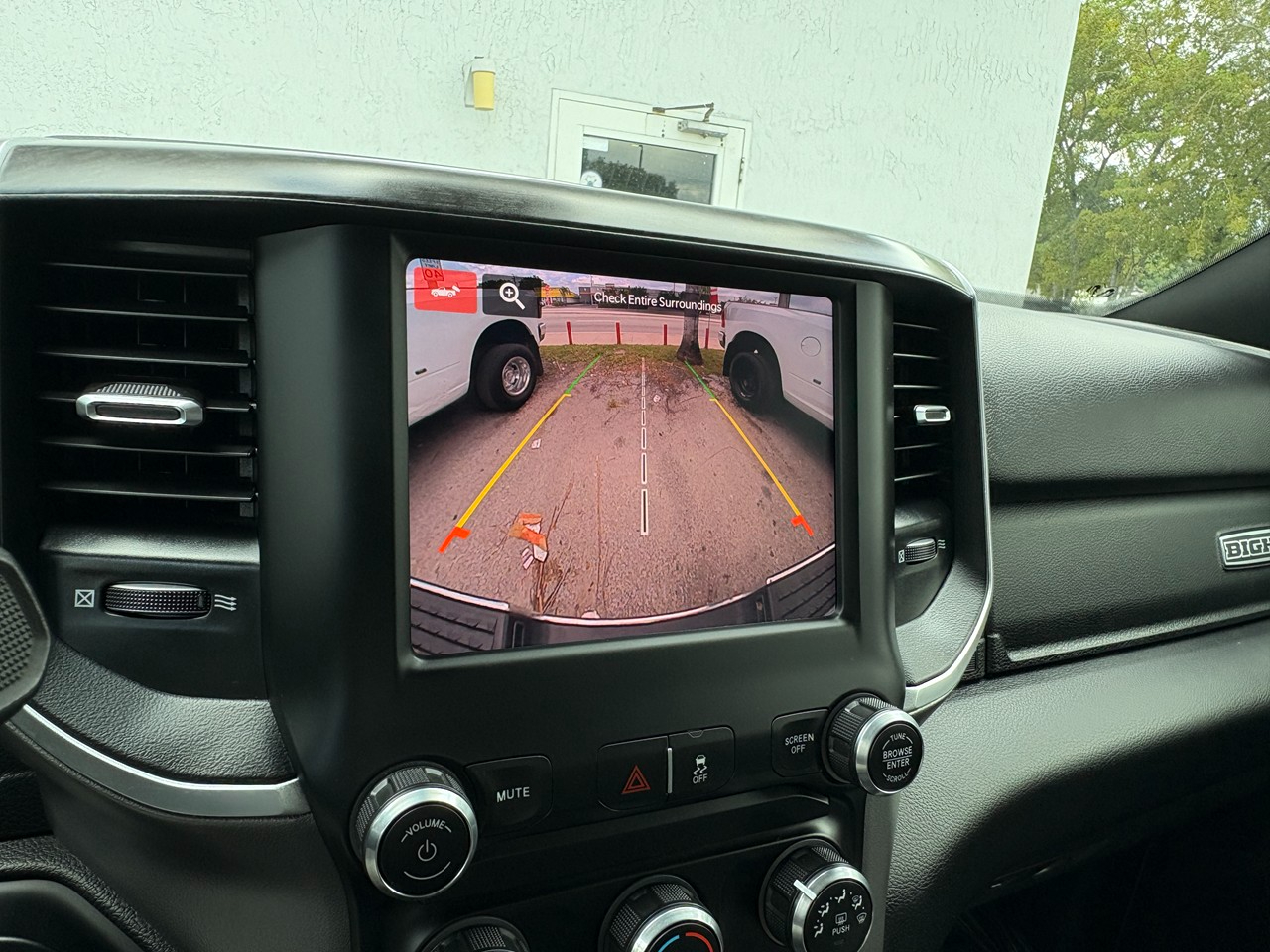 RAM 3500 Big Horn Crew Cab LWB 4WD DRW 2024