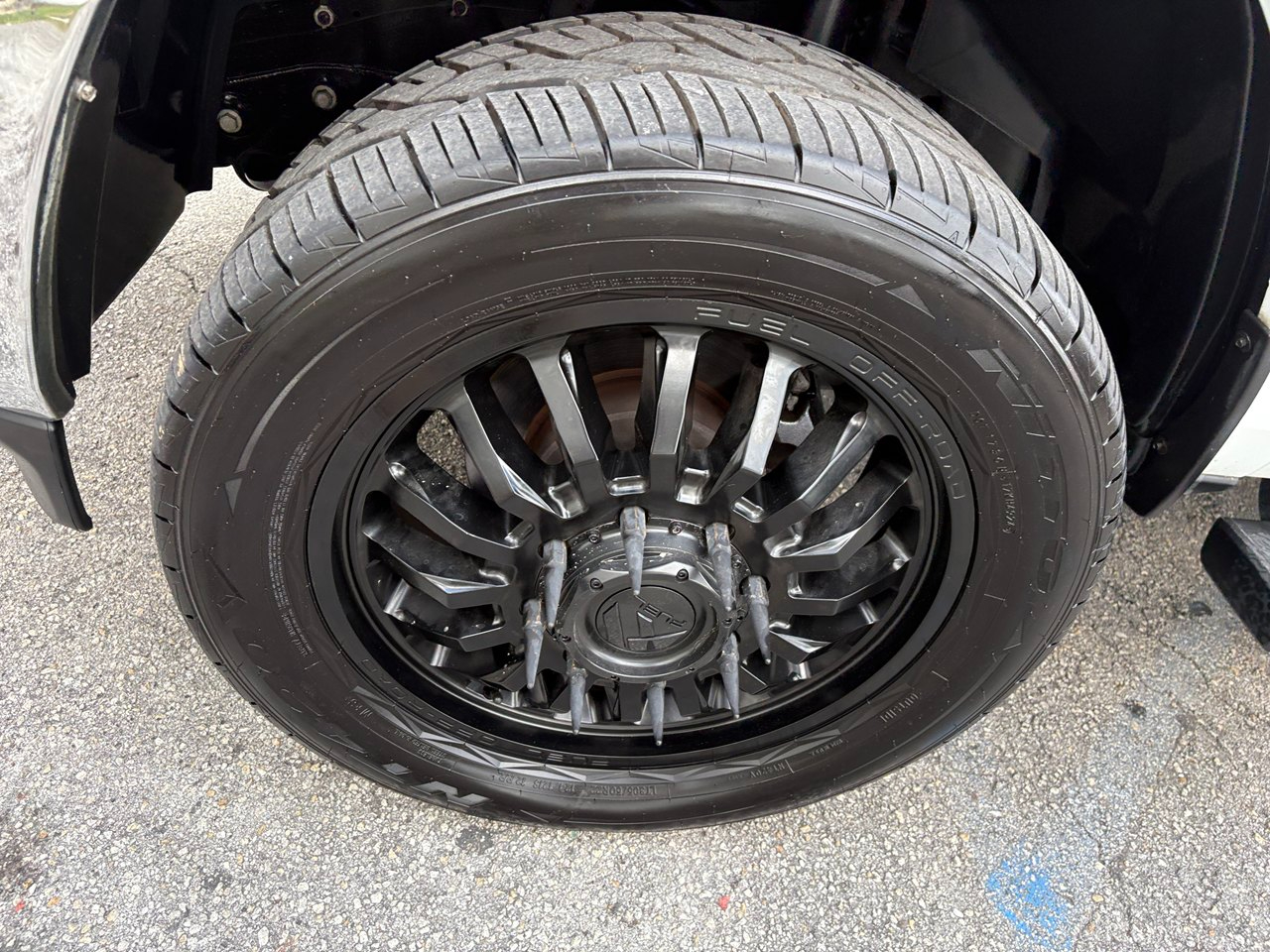 RAM 3500 Tradesman Crew Cab 4WD DRW 2024