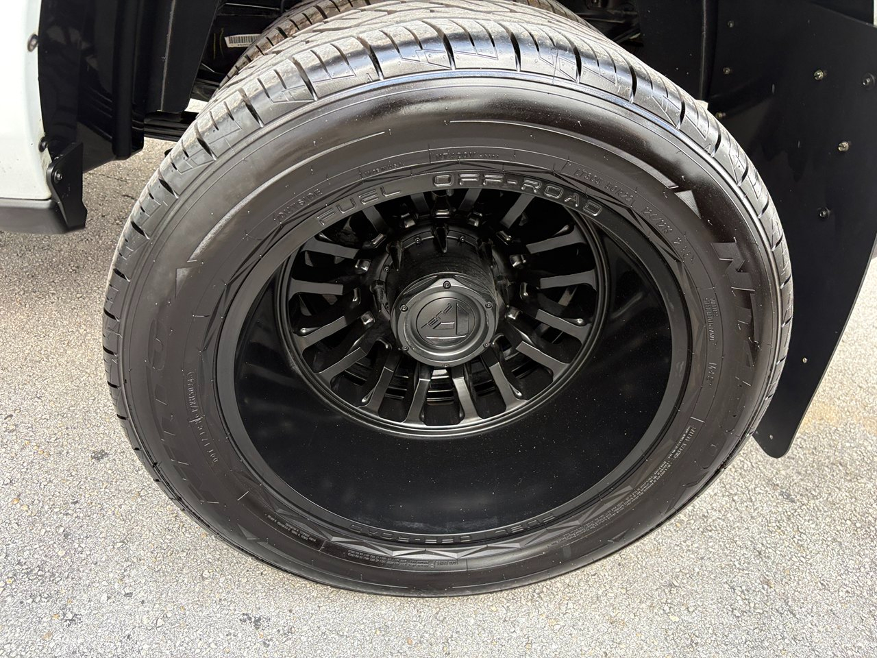 RAM 3500 Tradesman Crew Cab 4WD DRW 2024