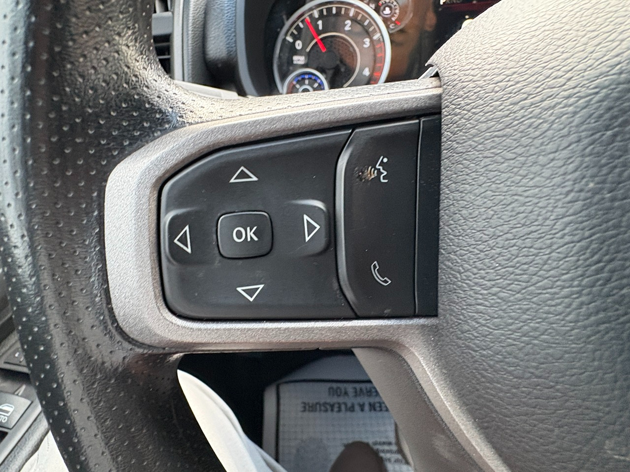 RAM 3500 Tradesman Crew Cab 4WD DRW 2024