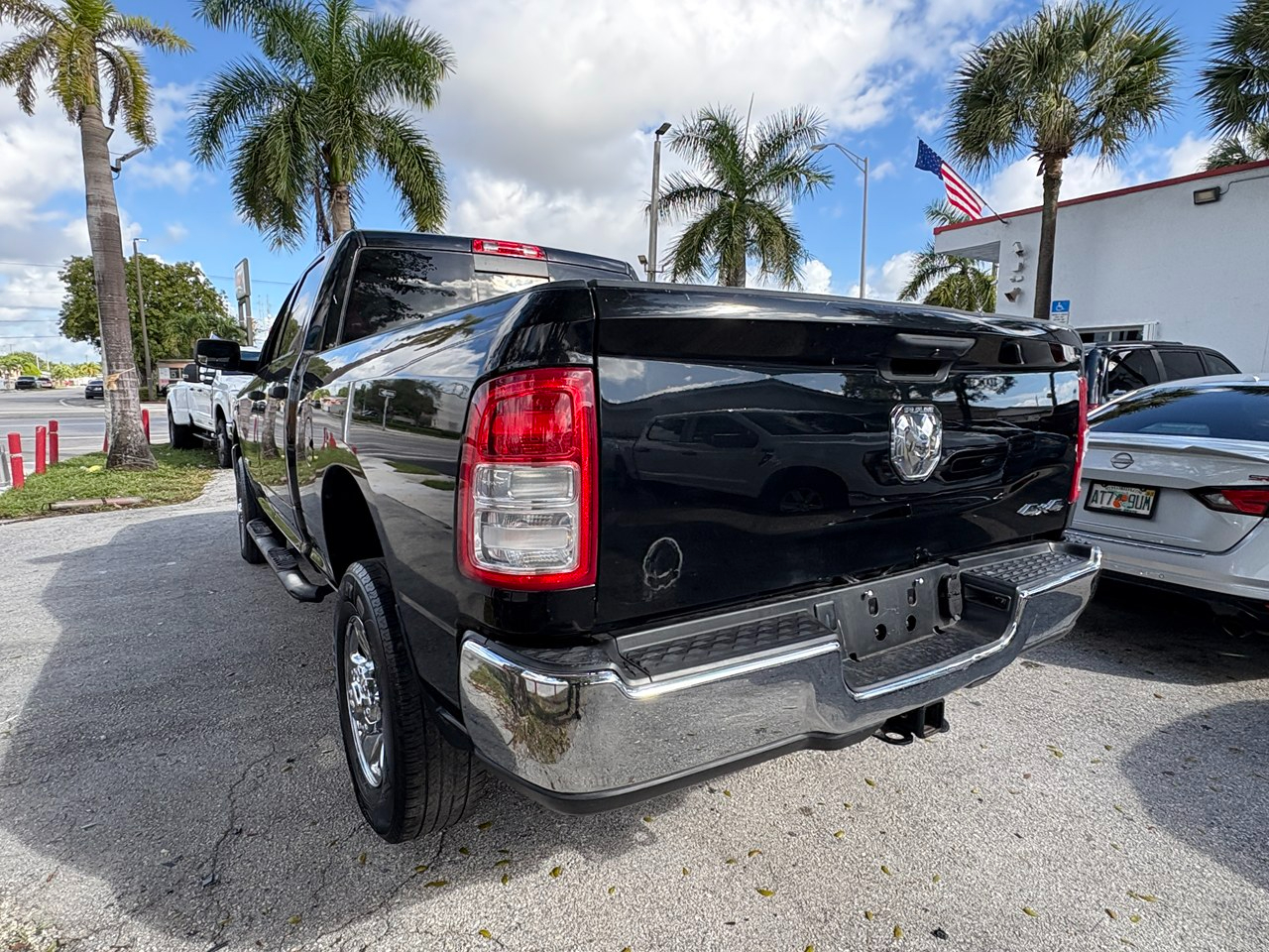 RAM 2500 Tradesman Crew Cab SWB 4WD 2022