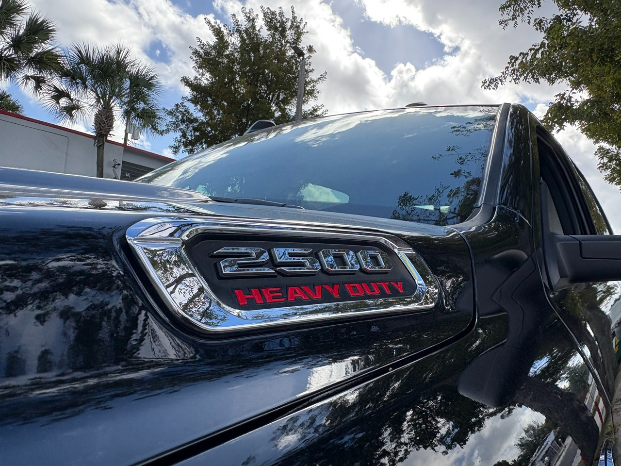 RAM 2500 Tradesman Crew Cab SWB 4WD 2022