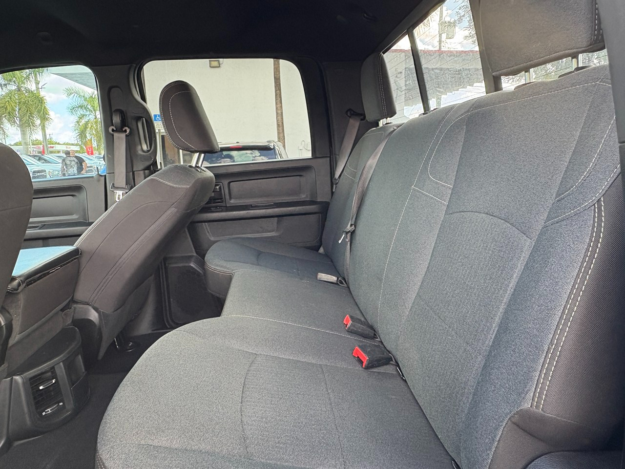 RAM 2500 Tradesman Crew Cab SWB 4WD 2022