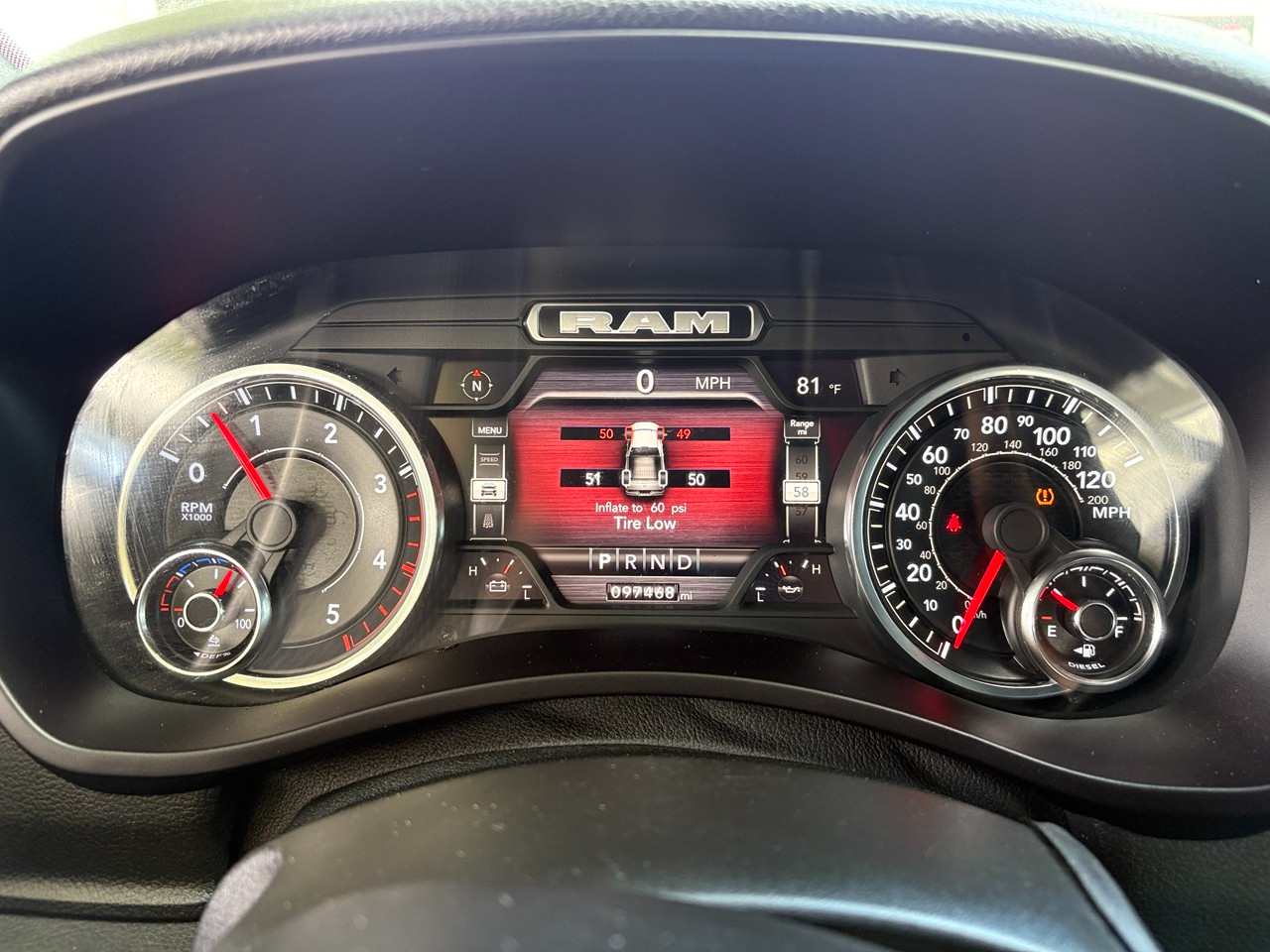 RAM 2500 Tradesman Crew Cab SWB 4WD 2022