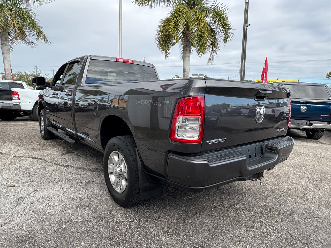 RAM 3500 Big Horn Crew Cab LWB 4WD 2022