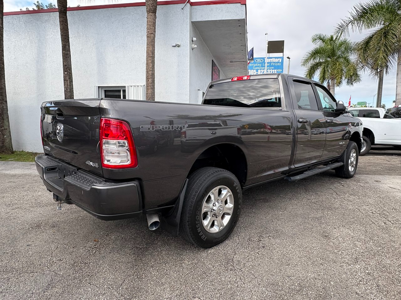 RAM 3500 Big Horn Crew Cab LWB 4WD 2022