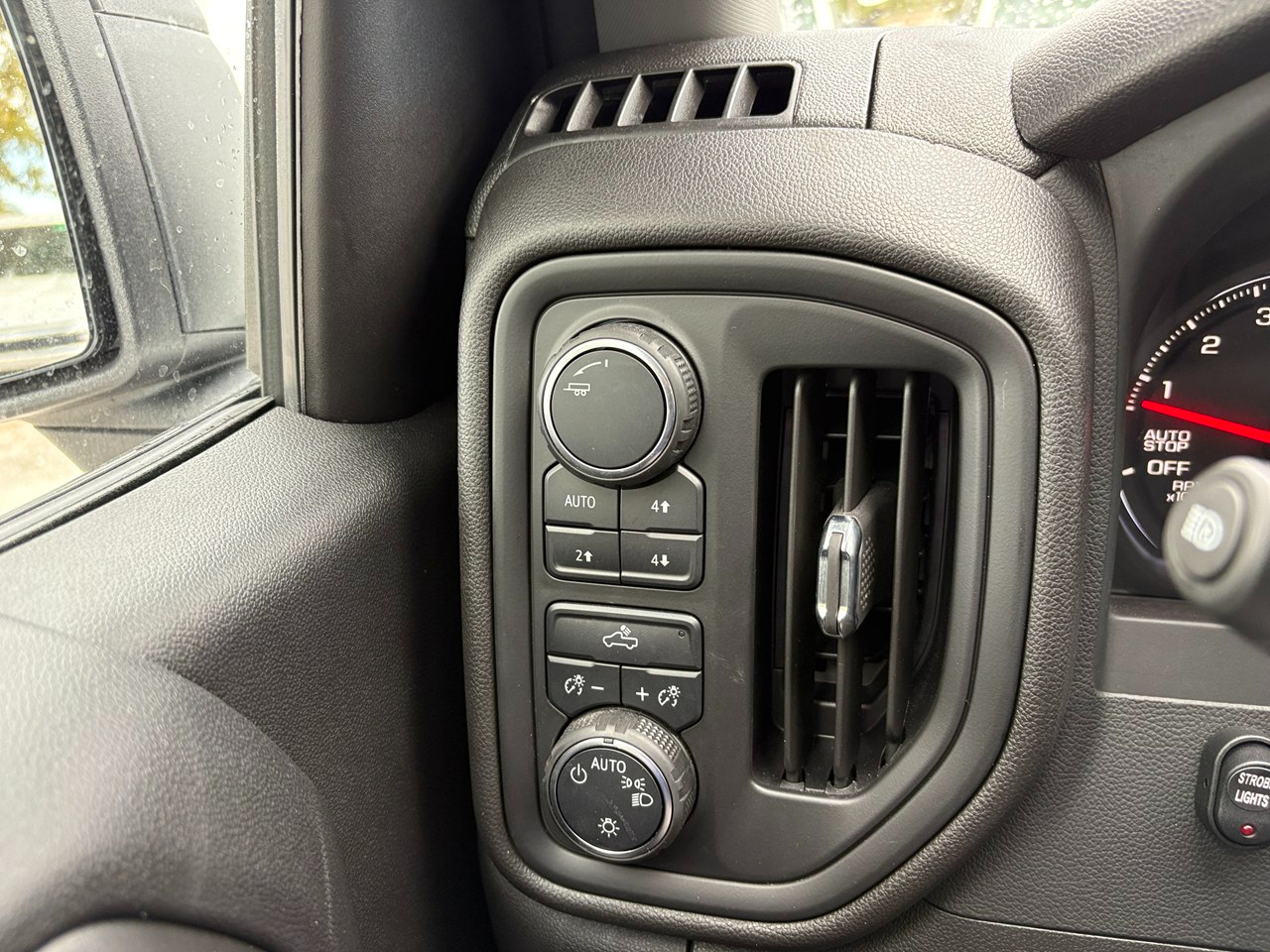 Chevrolet Silverado 1500 Work Truck Double Cab 4WD 2024