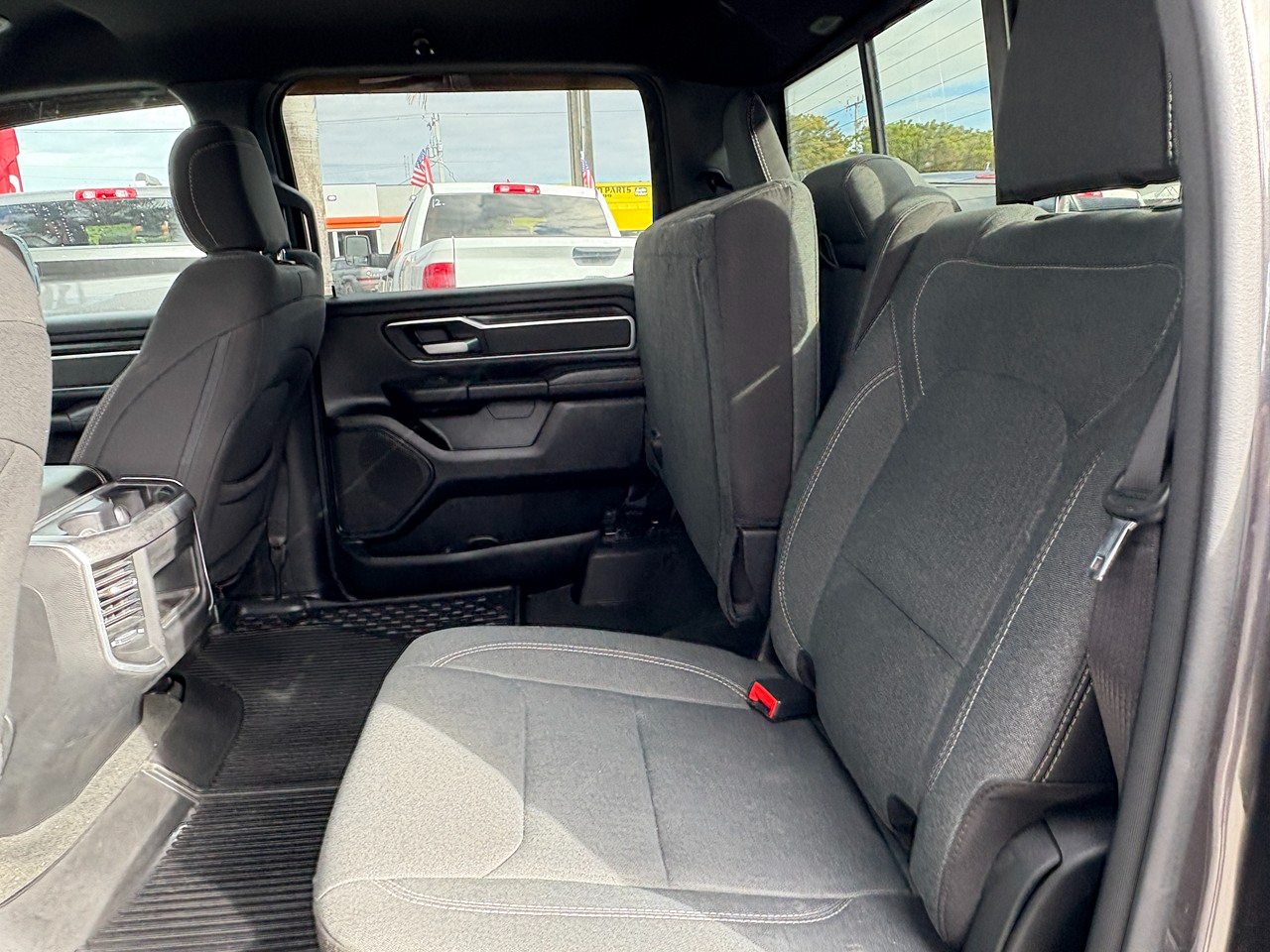 RAM 1500 Big Horn Crew Cab SWB 2WD 2021