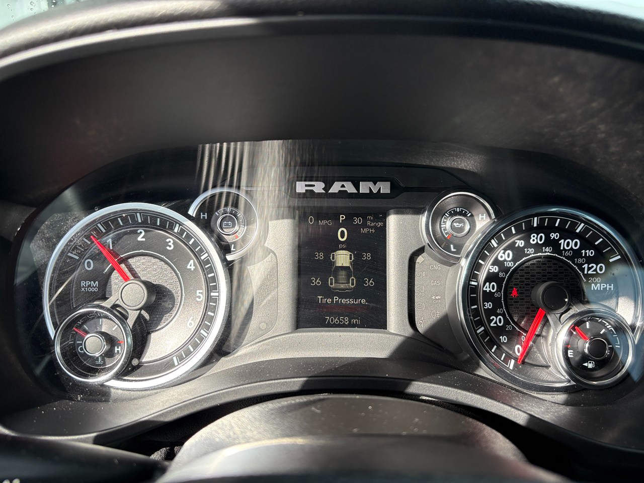 RAM 1500 Big Horn Crew Cab SWB 2WD 2021