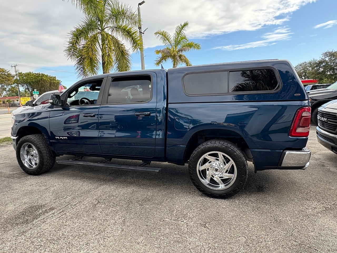RAM 1500 Big Horn Crew Cab SWB 4WD 2021