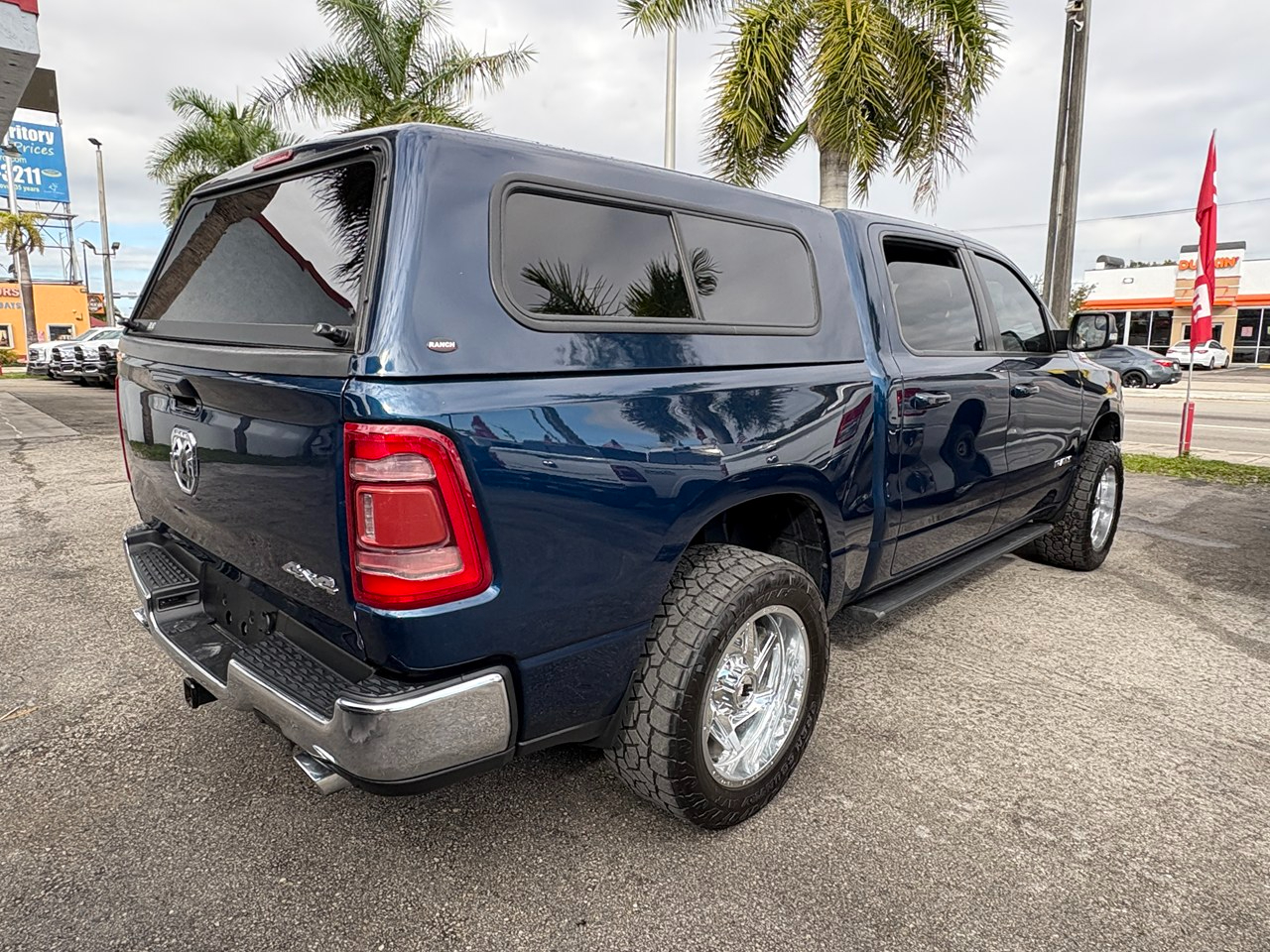 RAM 1500 Big Horn Crew Cab SWB 4WD 2021