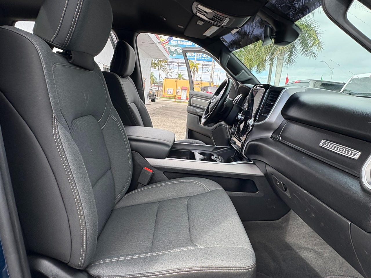 RAM 1500 Big Horn Crew Cab SWB 4WD 2021