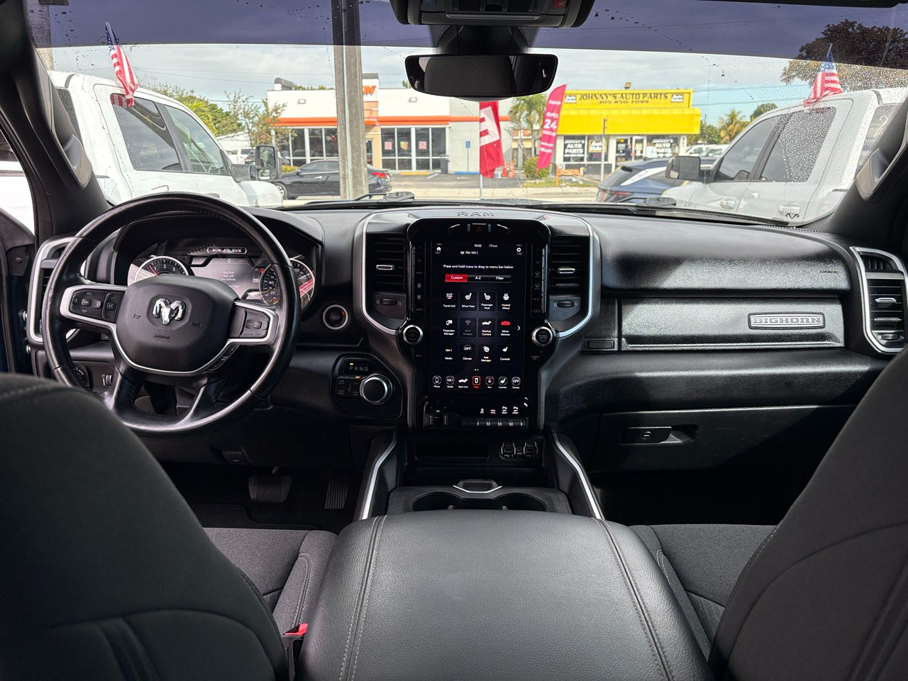 RAM 1500 Big Horn Crew Cab SWB 4WD 2021