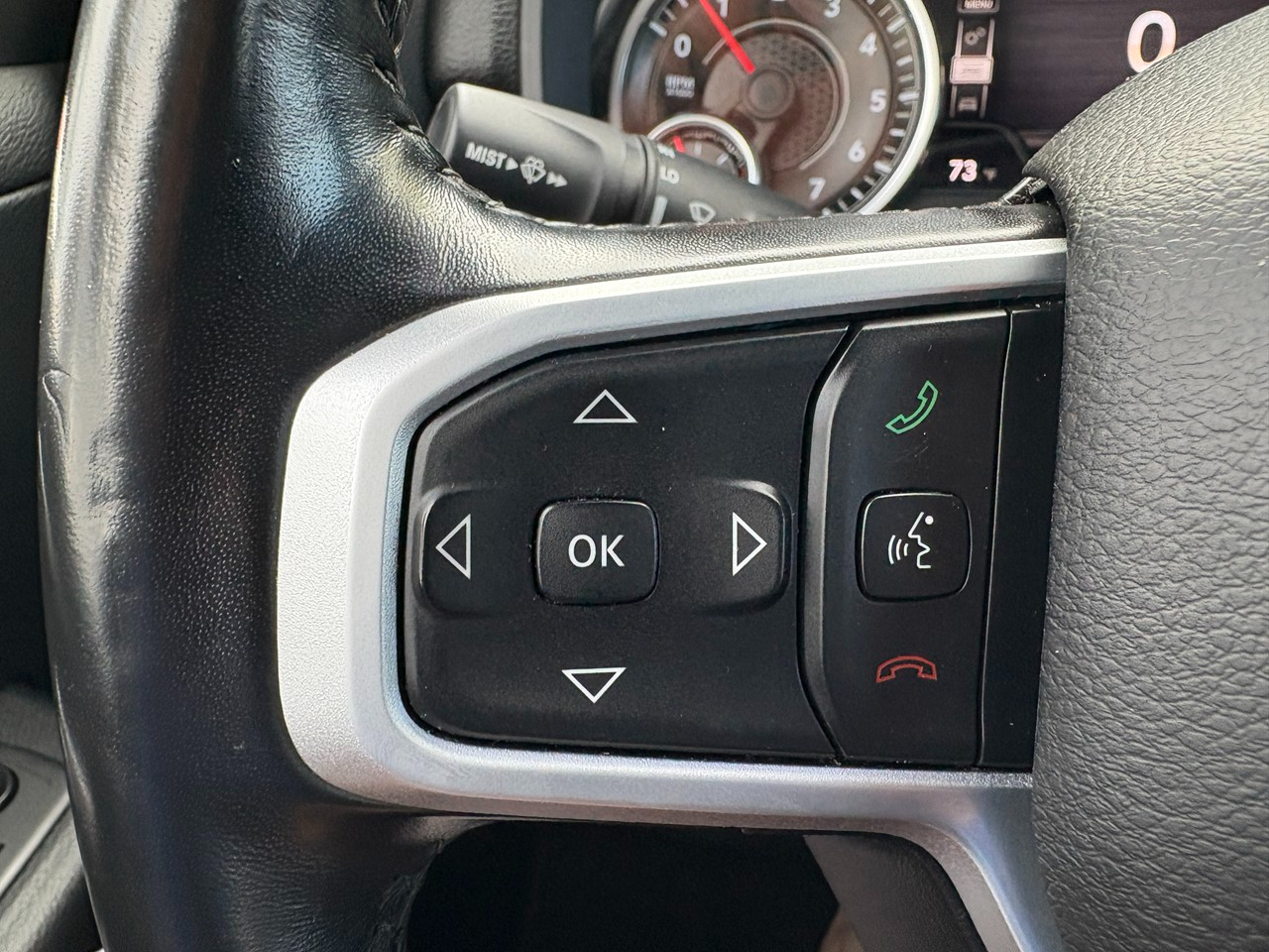 RAM 1500 Big Horn Crew Cab SWB 4WD 2021