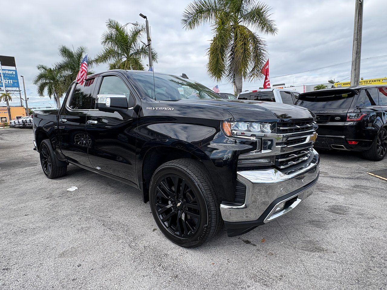 Chevrolet Silverado 1500 Limited LTZ Crew Cab 4WD 2022
