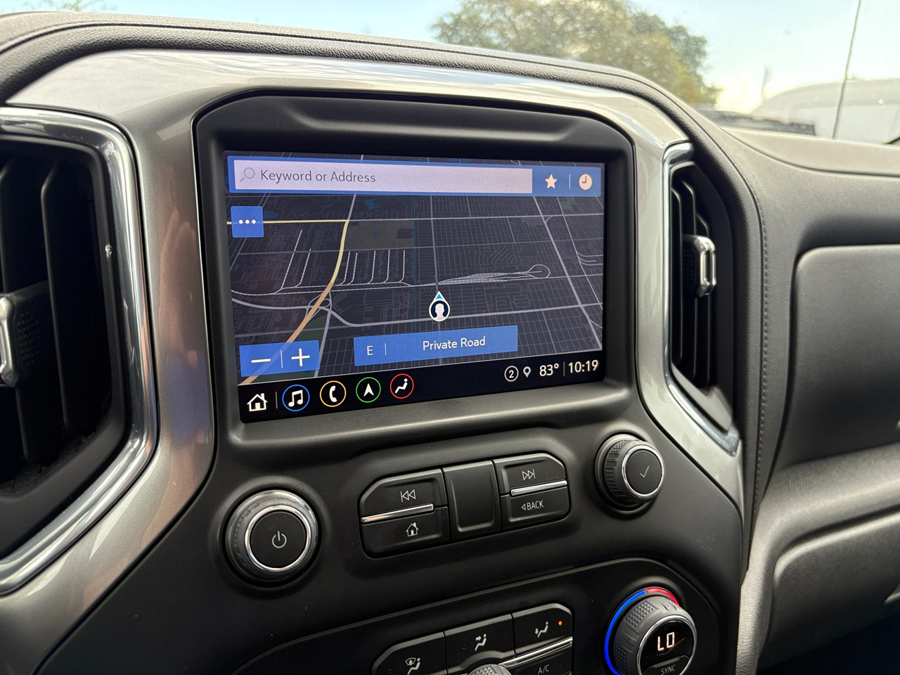 Chevrolet Silverado 1500 Limited LTZ Crew Cab 4WD 2022