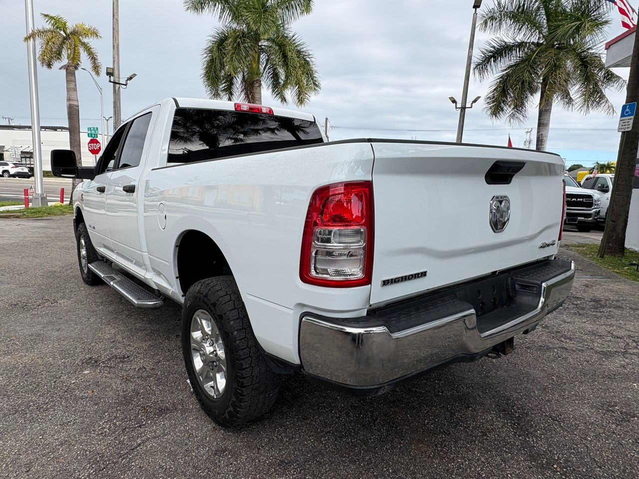 RAM 2500 Tradesman Crew Cab SWB 4WD 2024