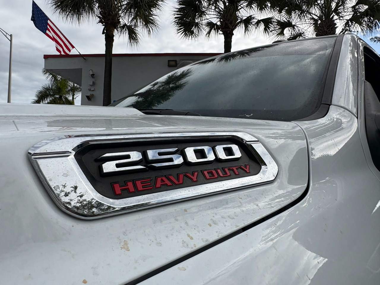 RAM 2500 Tradesman Crew Cab SWB 4WD 2024