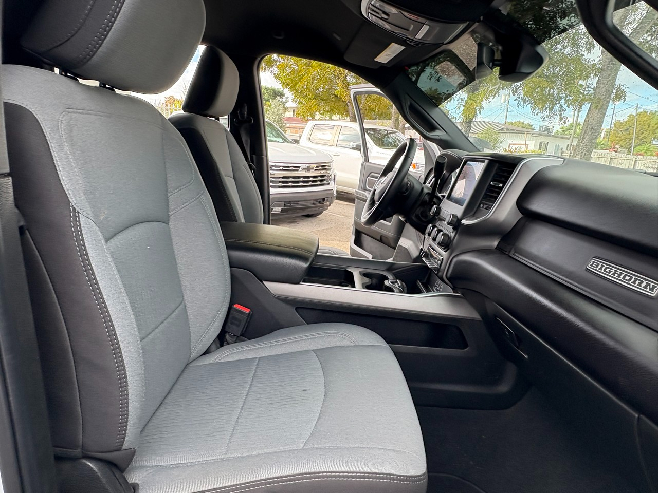 RAM 2500 Tradesman Crew Cab SWB 4WD 2024