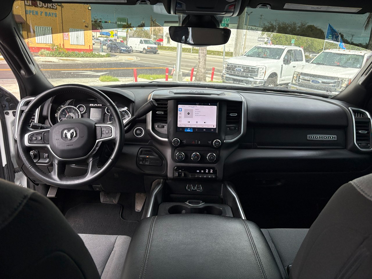 RAM 2500 Tradesman Crew Cab SWB 4WD 2024