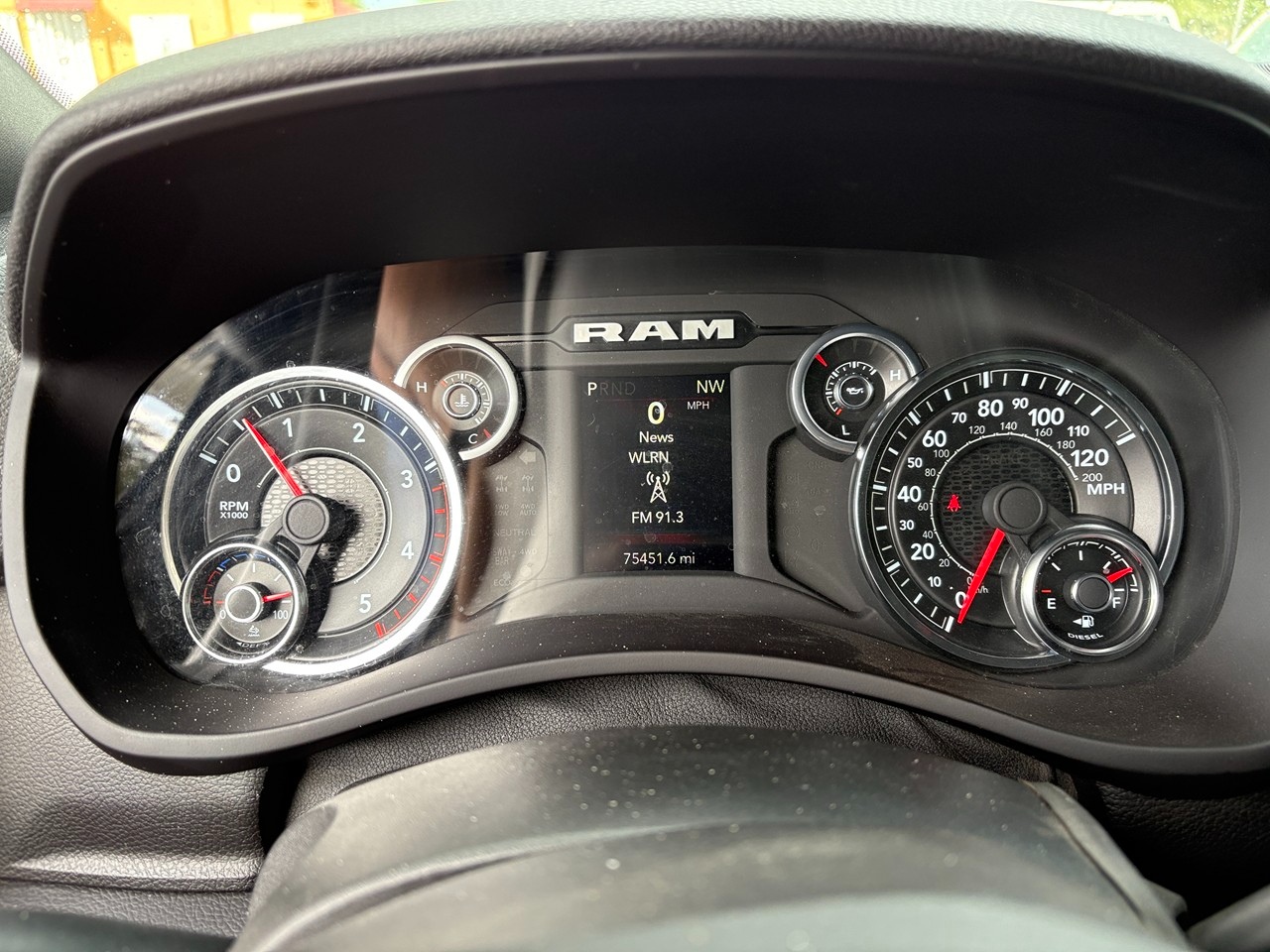 RAM 2500 Tradesman Crew Cab SWB 4WD 2024