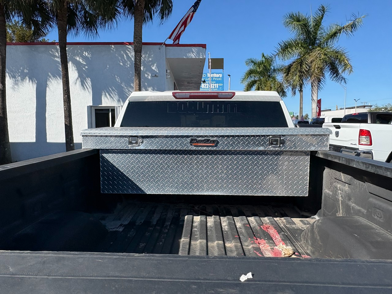 Chevrolet Silverado 1500 LT Crew Cab 4WD 2023