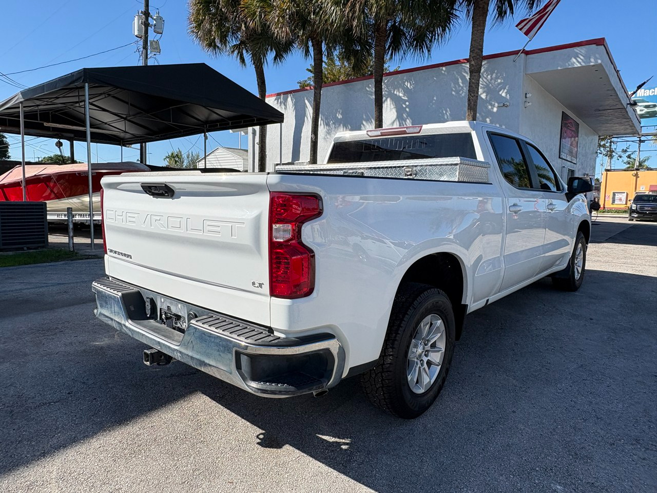 Chevrolet Silverado 1500 LT Crew Cab 4WD 2023